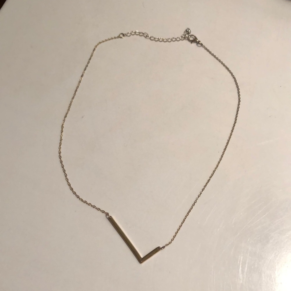 Gold “L” necklace